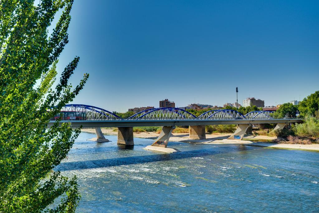 Apartamentos San Lazaro Saragossa Zewnętrze zdjęcie