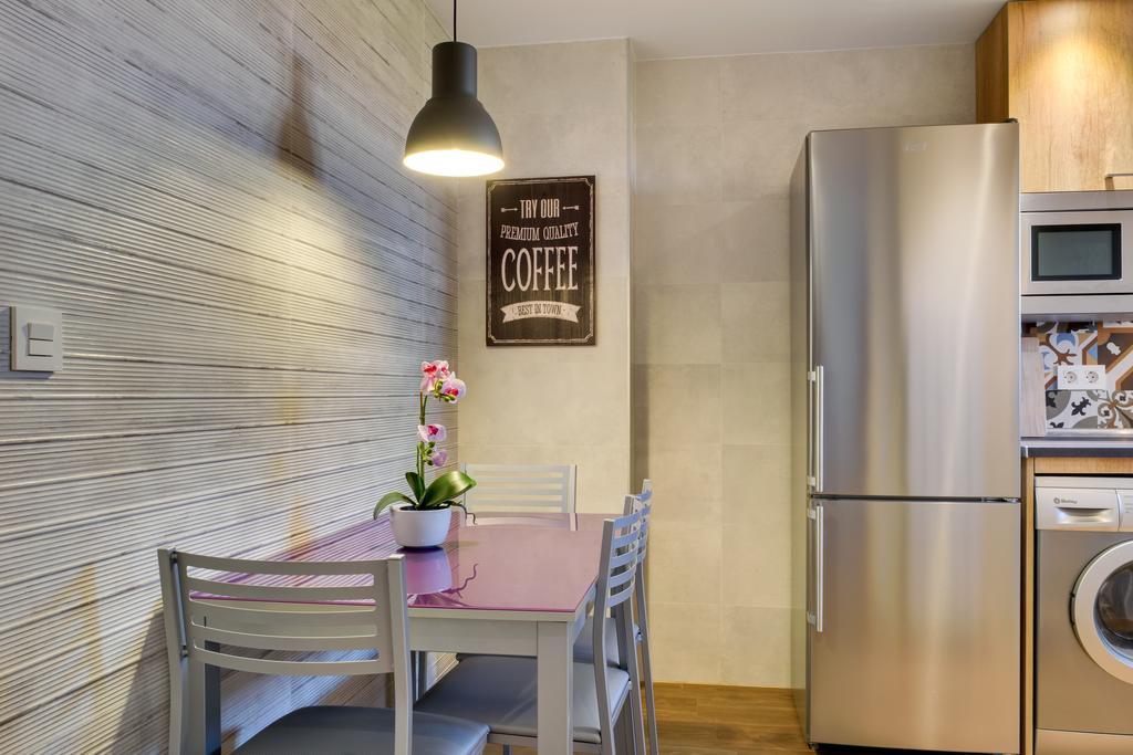 Apartamentos San Lazaro Saragossa Zewnętrze zdjęcie